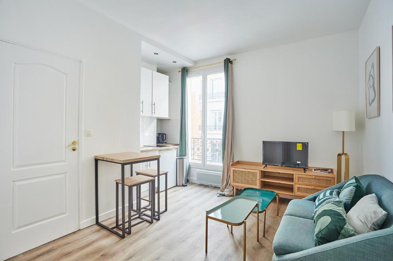 Residence Neuilly Bois De Boulogne By Studio Prestige Екстериор снимка
