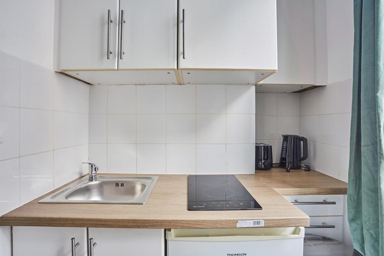 Residence Neuilly Bois De Boulogne By Studio Prestige Екстериор снимка