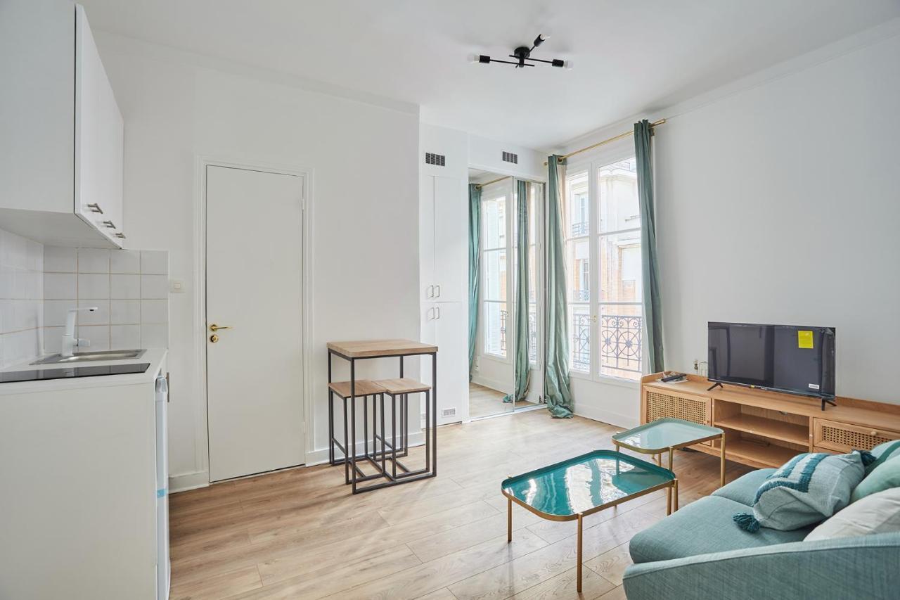 Residence Neuilly Bois De Boulogne By Studio Prestige Екстериор снимка